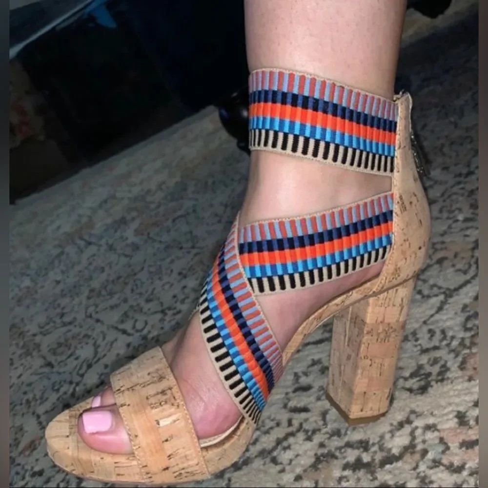 Jessica Simpson Pivero Platform Sandals Size 8.5/39